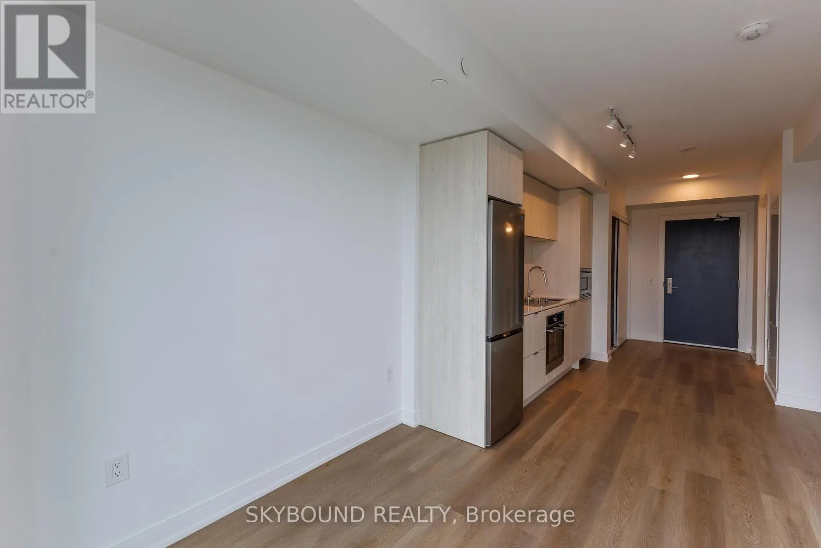 1210 - 3009 NOVAR ROAD