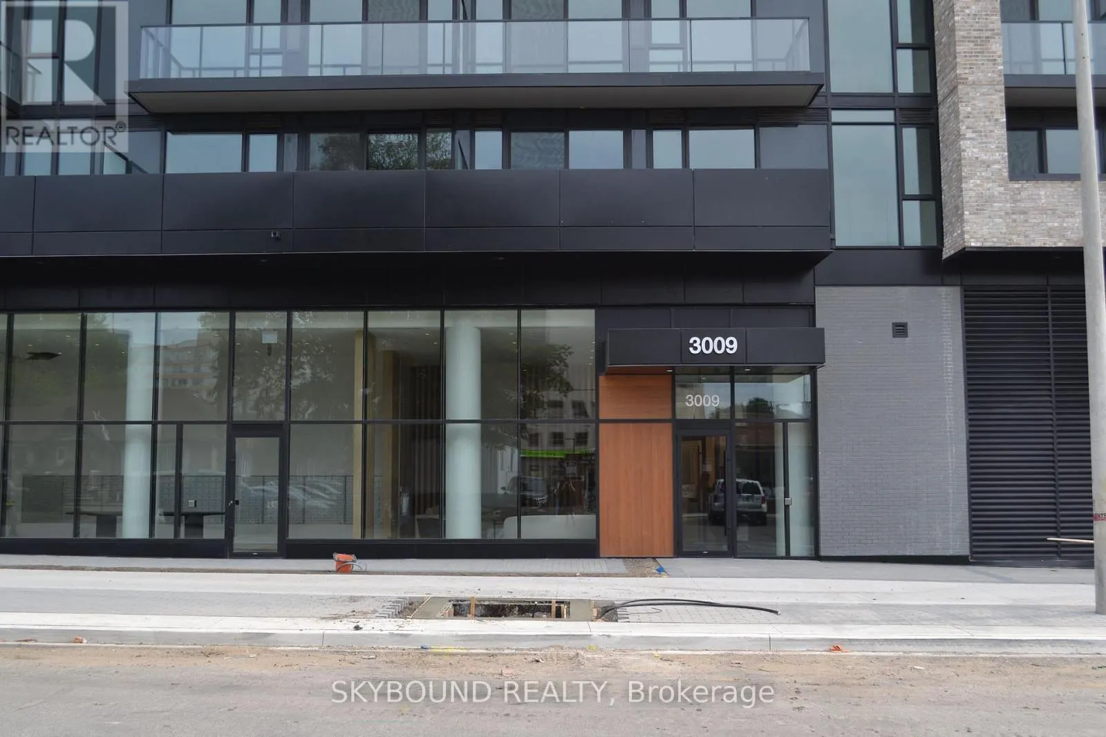 1210 - 3009 NOVAR ROAD