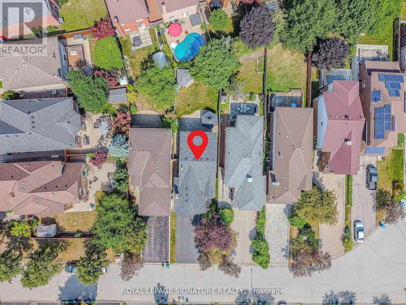 2547 RAGLAN COURT
