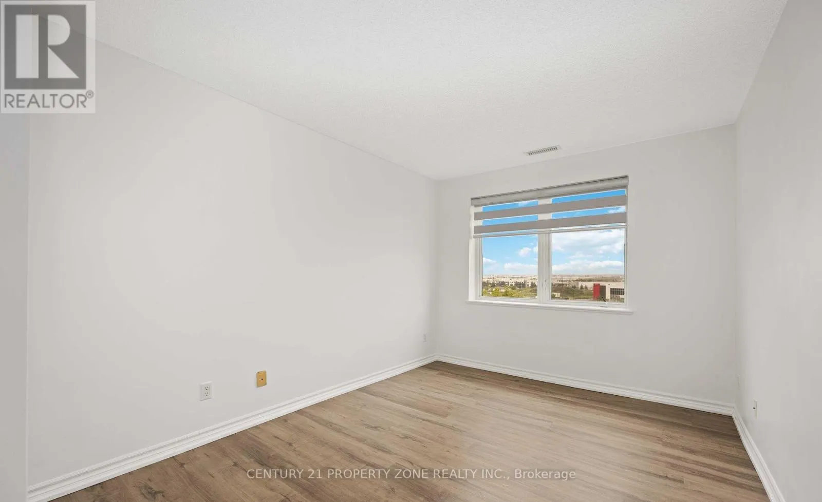 508 - 7 DAYSPRING CIRCLE
