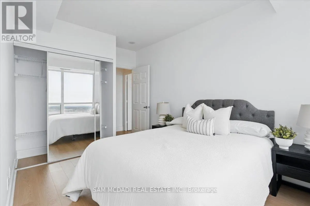 3028 - 3888 DUKE OF YORK BOULEVARD