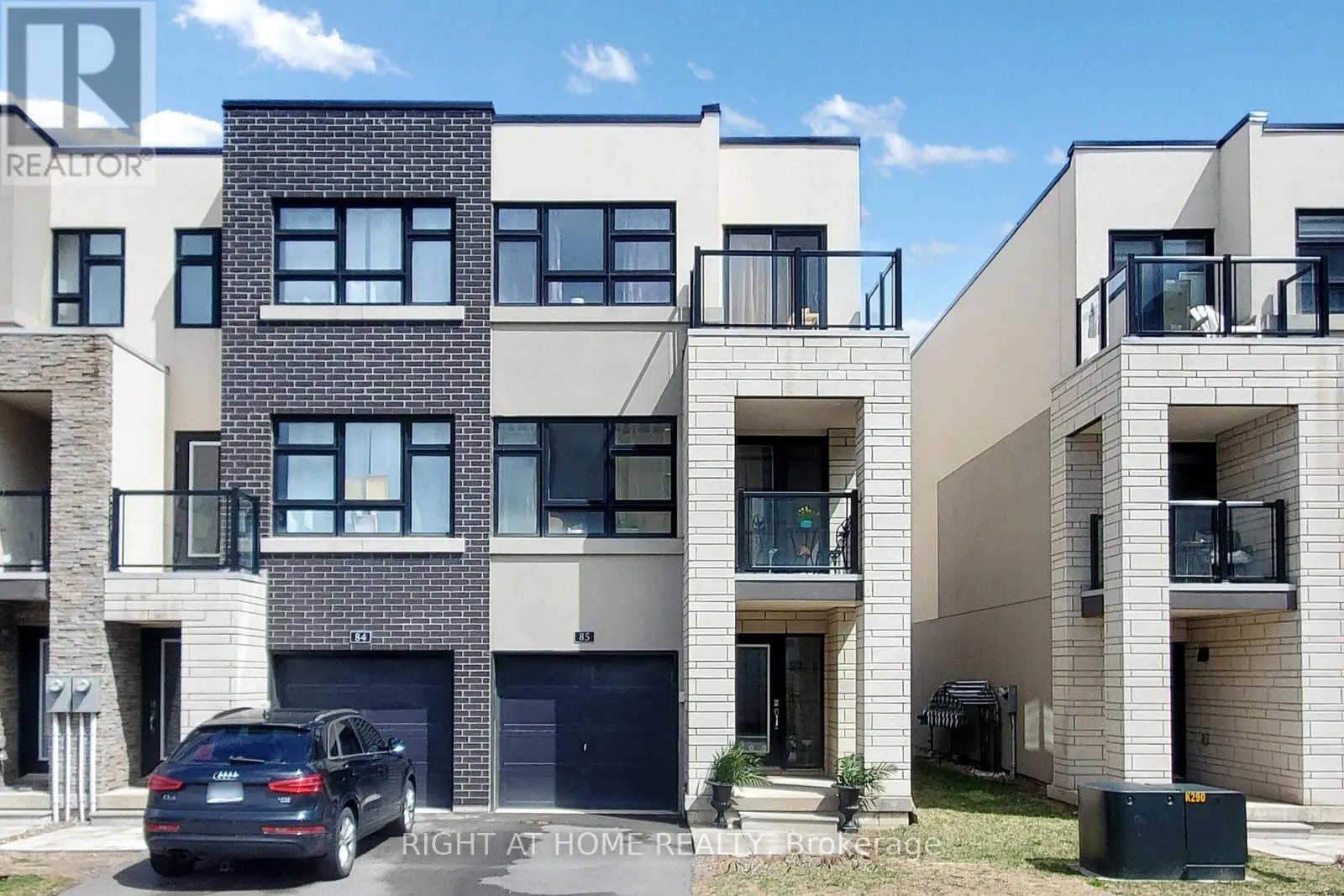 85 - 1121 COOKE BOULEVARD