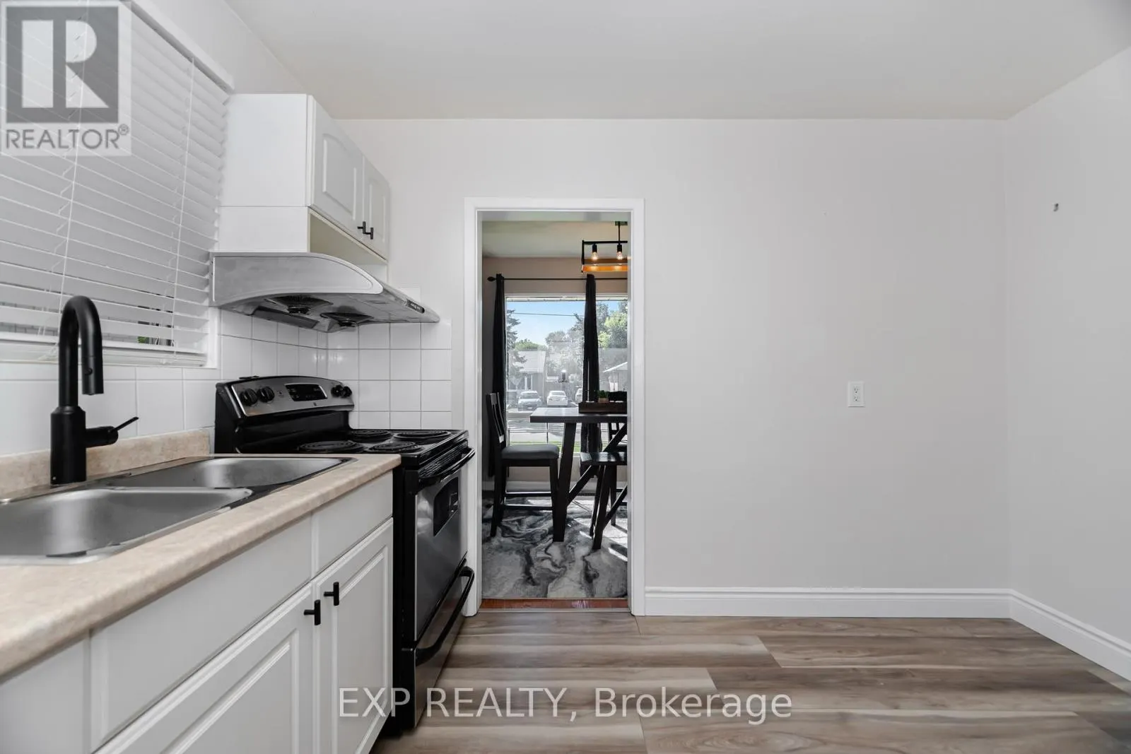5 GAIREY DRIVE