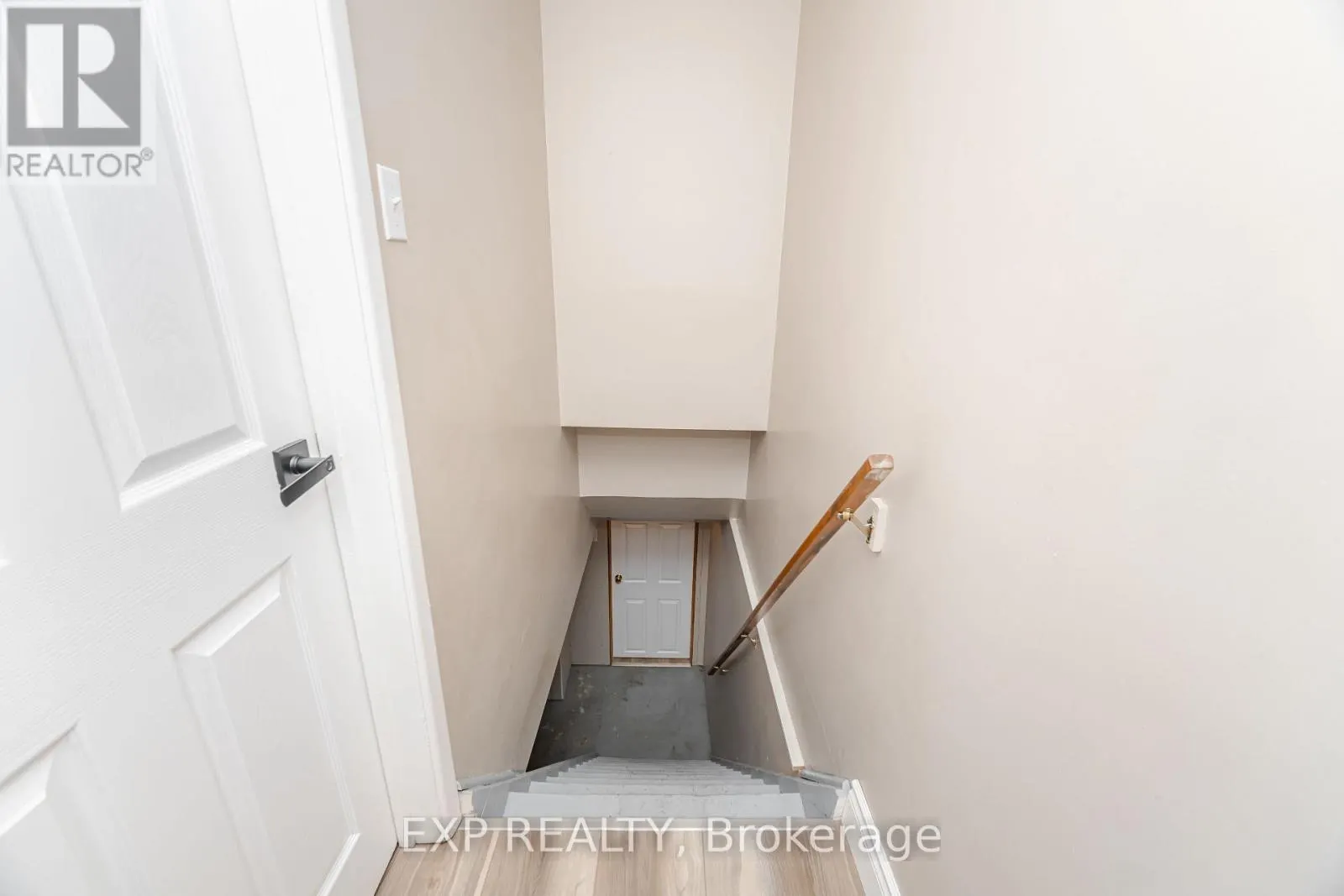 5 GAIREY DRIVE