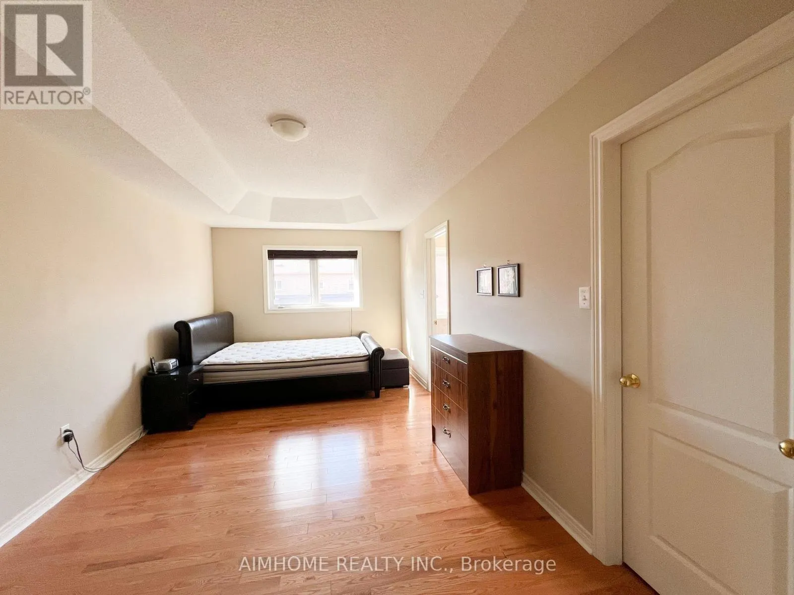 4439 CENTRETOWN WAY