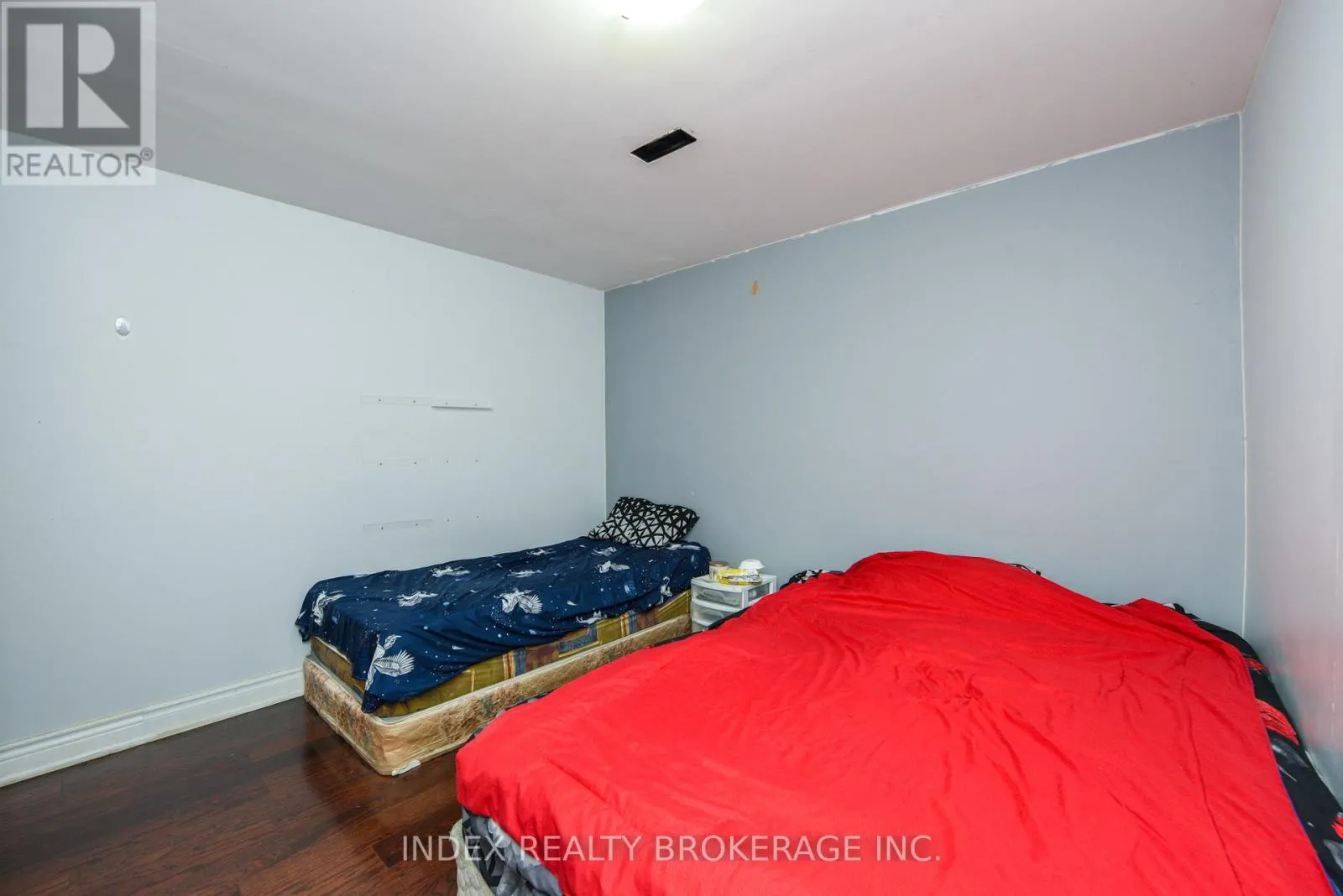 203 RICHVALE DRIVE S