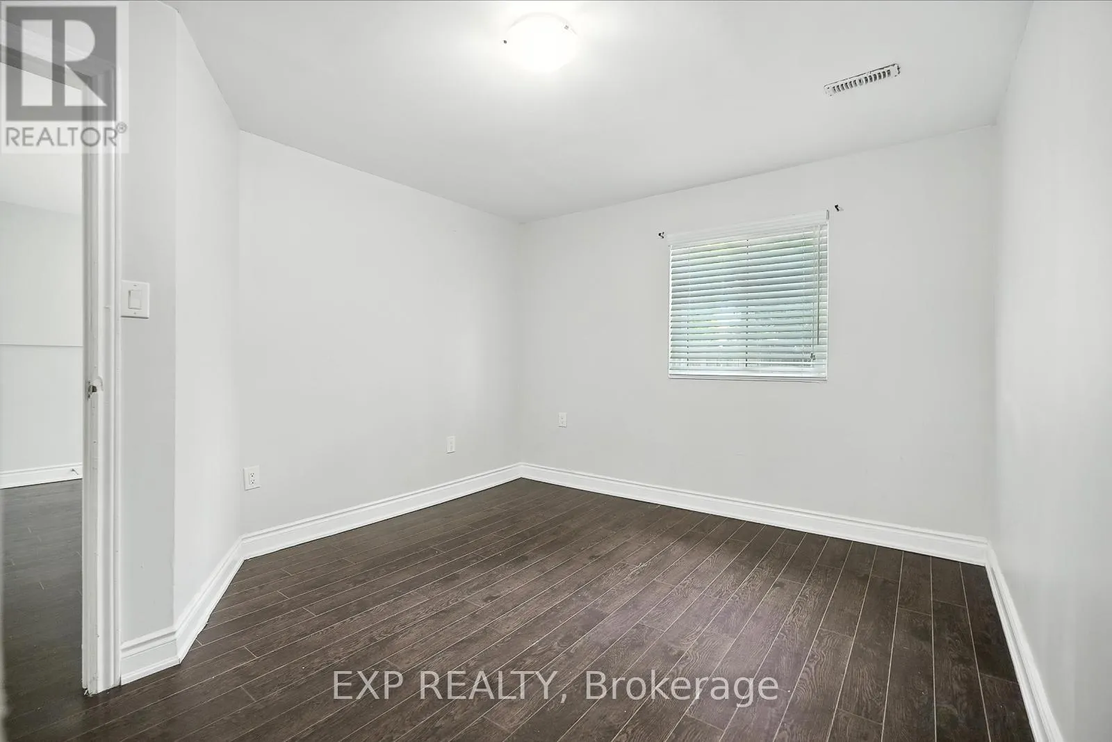 387 ARCHDEKIN DRIVE