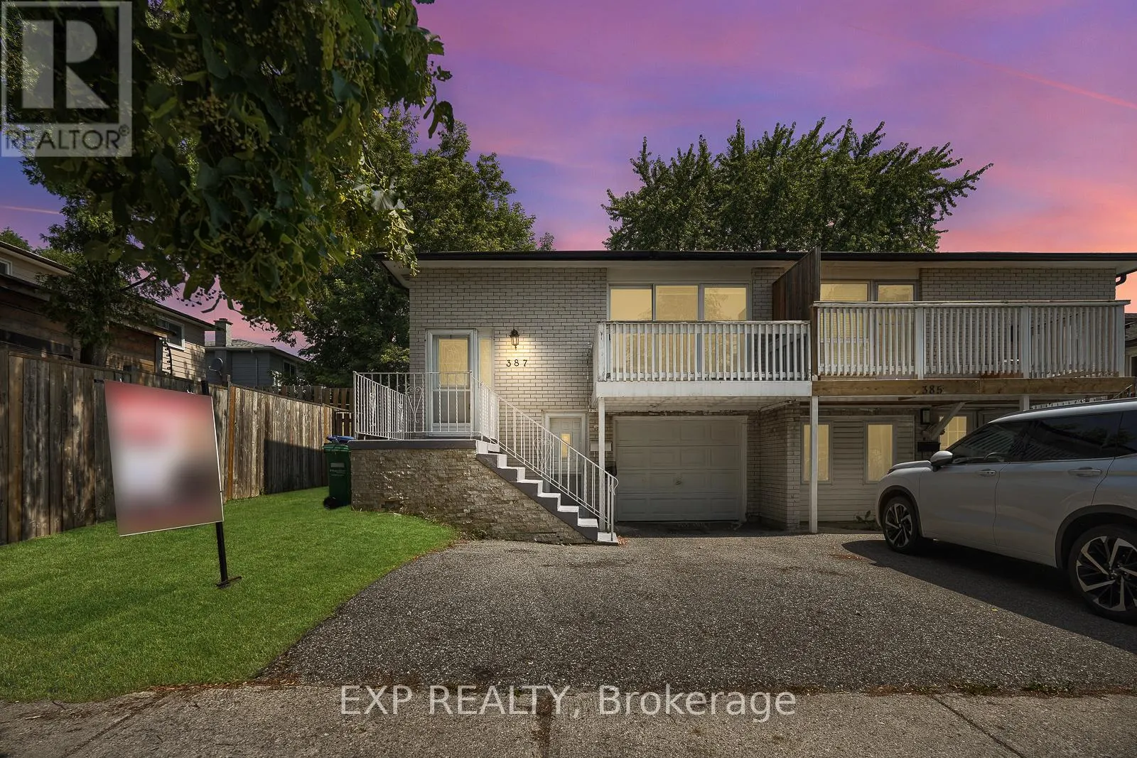 387 ARCHDEKIN DRIVE