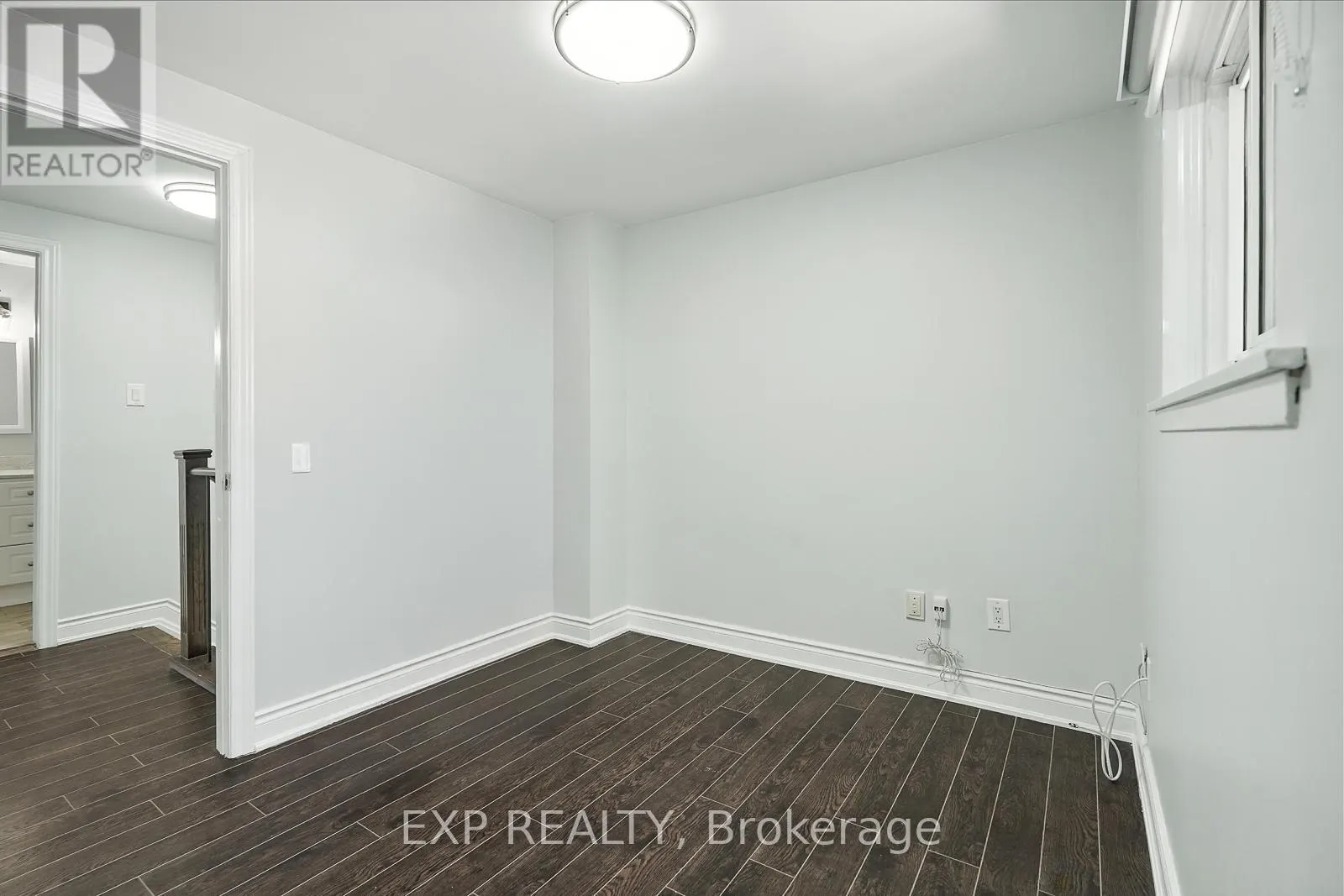 387 ARCHDEKIN DRIVE