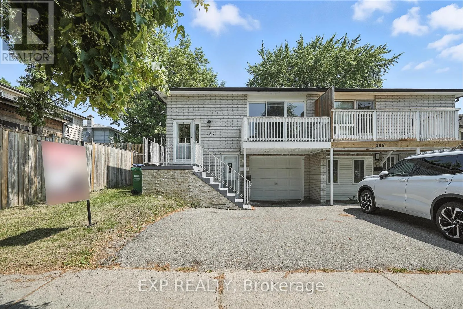 387 ARCHDEKIN DRIVE