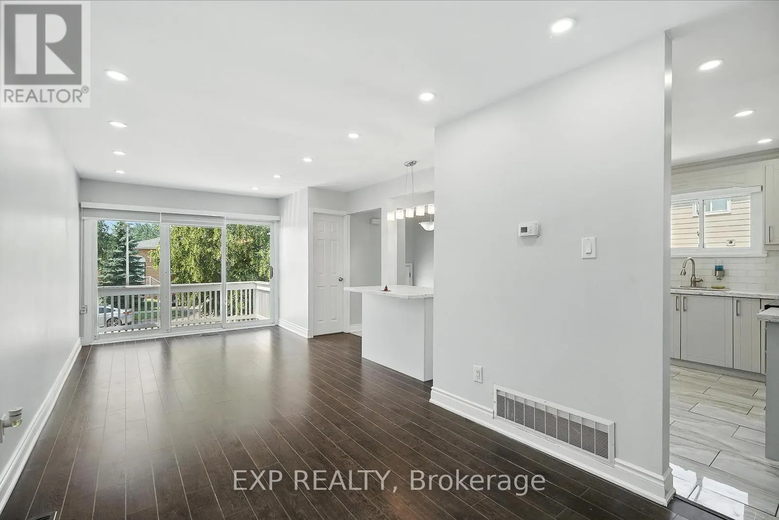 387 ARCHDEKIN DRIVE
