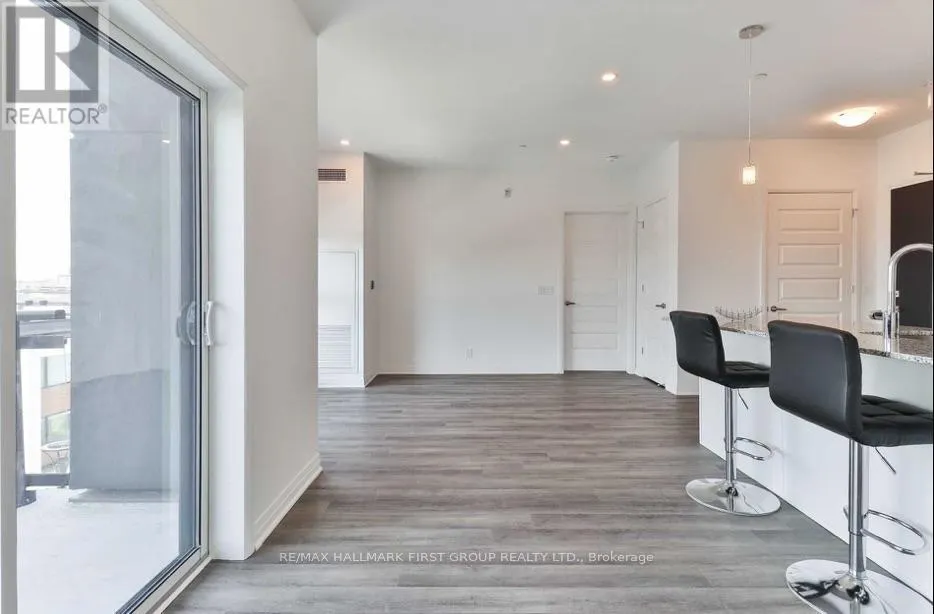 406 - 102 GROVEWOOD COMMON CIRCLE