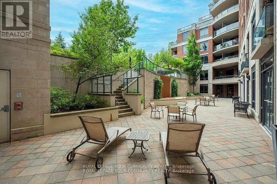 114 - 25 EARLINGTON AVENUE