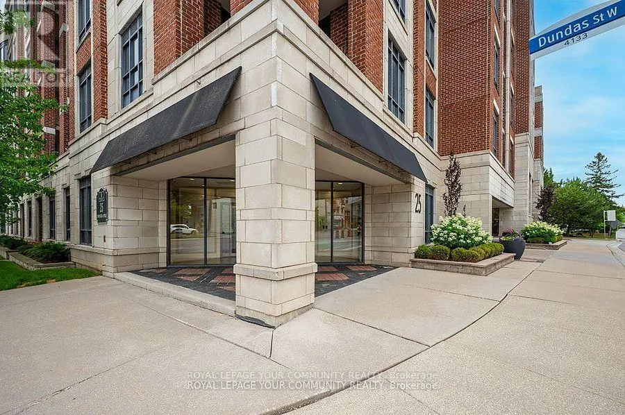 114 - 25 EARLINGTON AVENUE