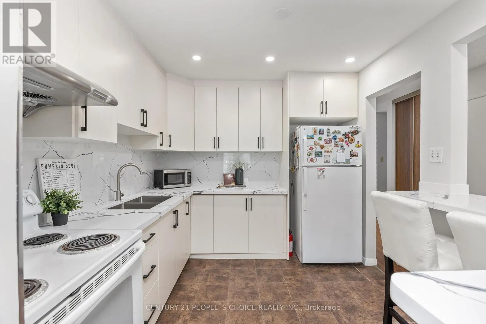 23 - 3500 GLEN ERIN DRIVE