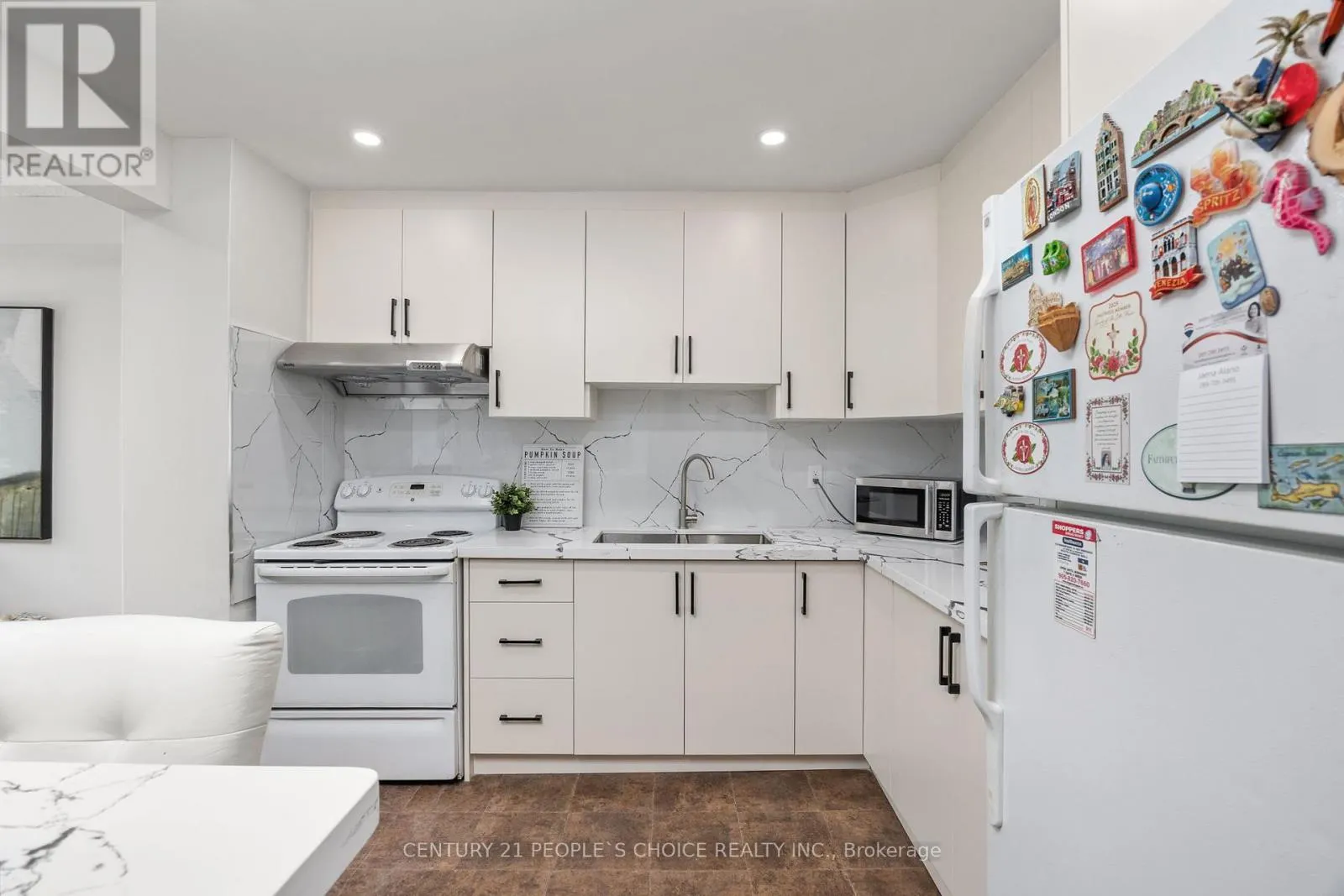 23 - 3500 GLEN ERIN DRIVE