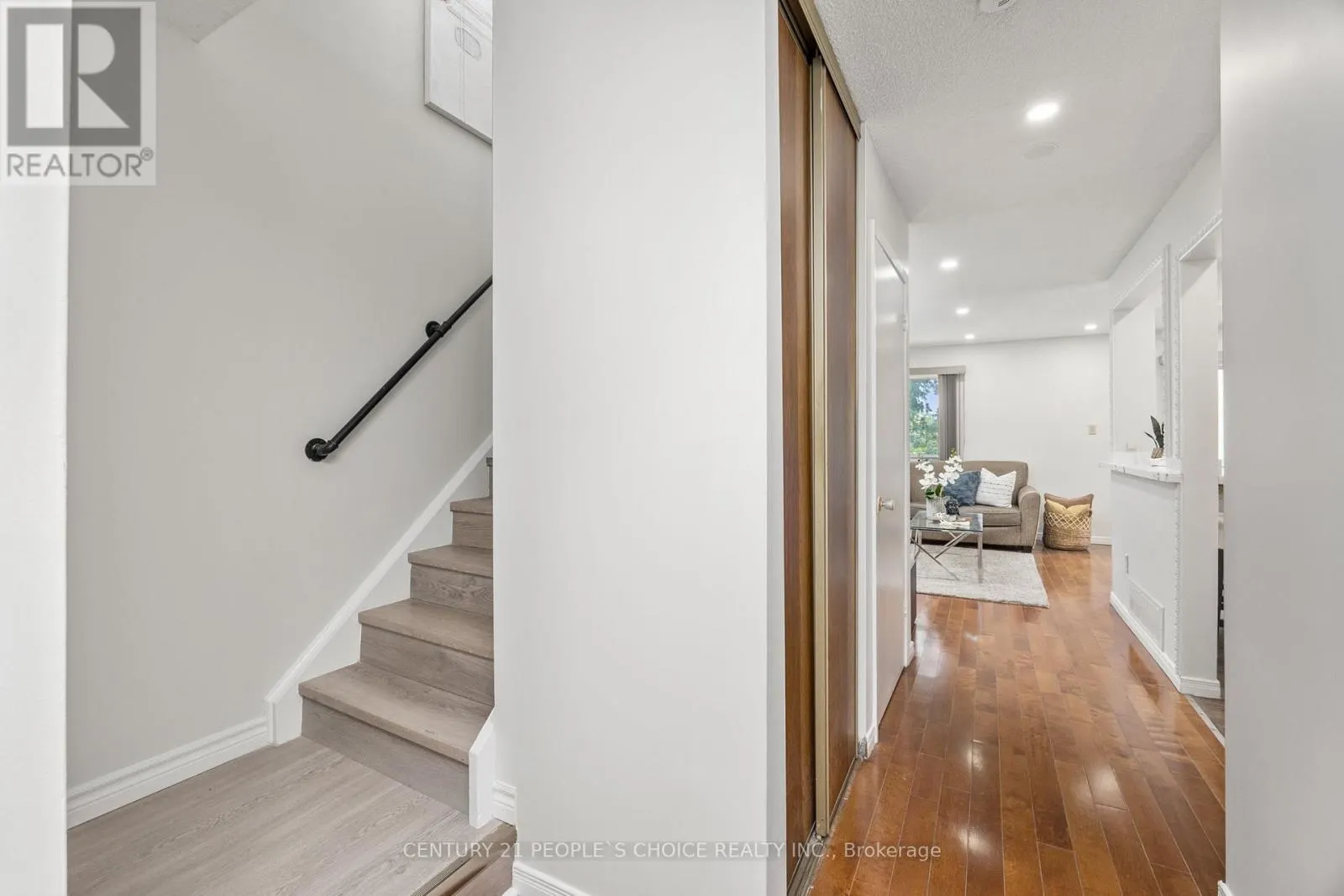 23 - 3500 GLEN ERIN DRIVE