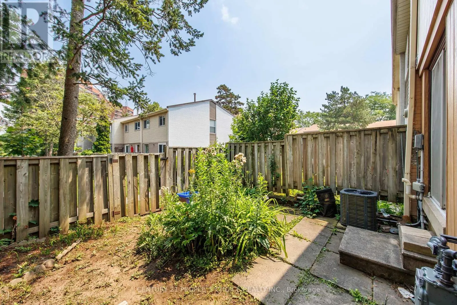 23 - 3500 GLEN ERIN DRIVE