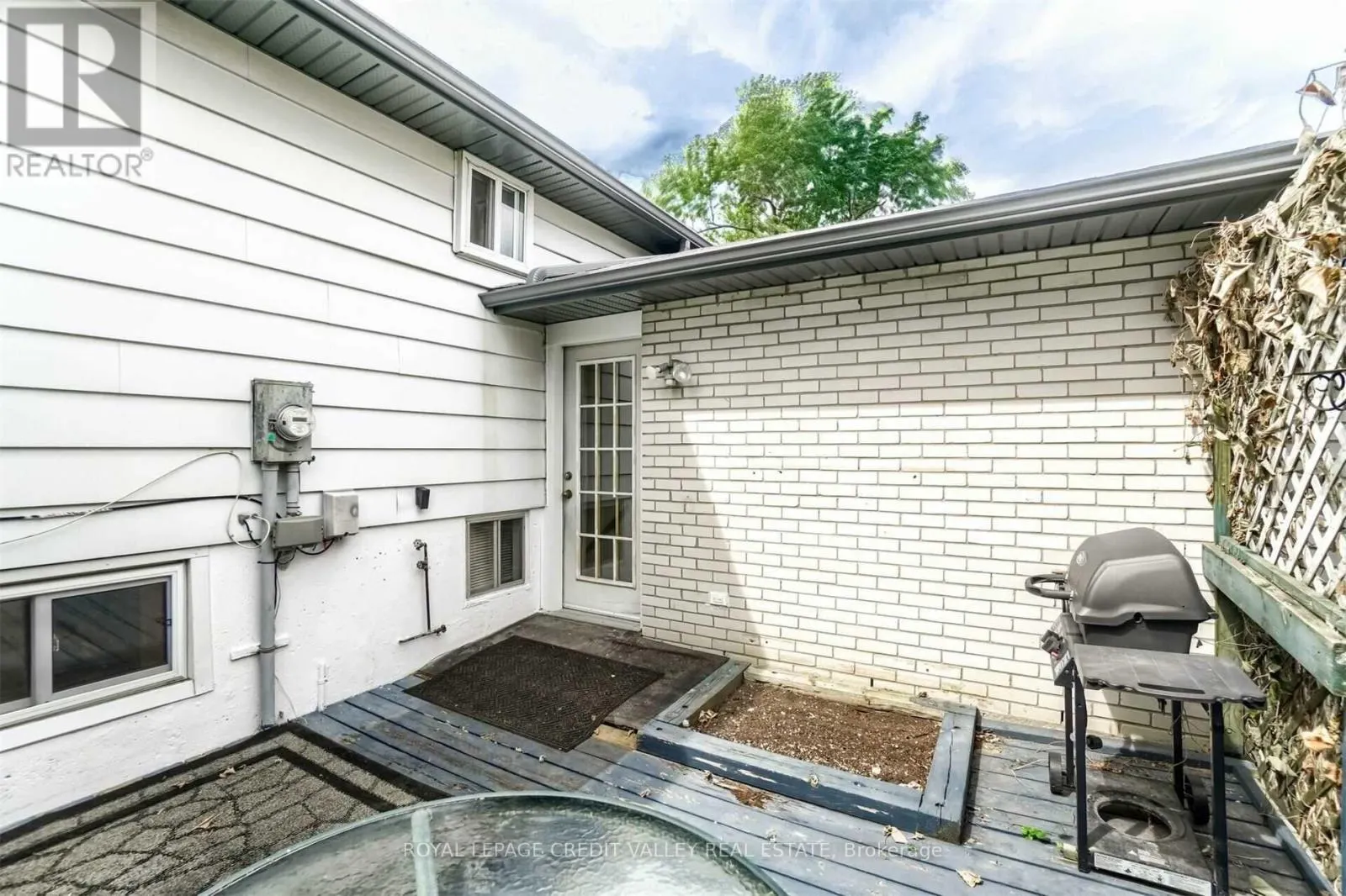 BASEMENT - 20 GLENFOREST ROAD