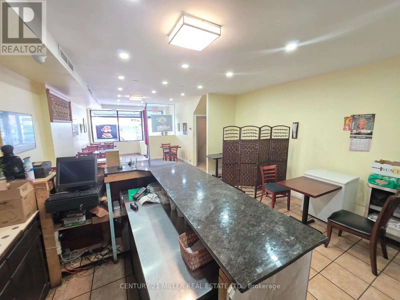 3321 BLOOR STREET W