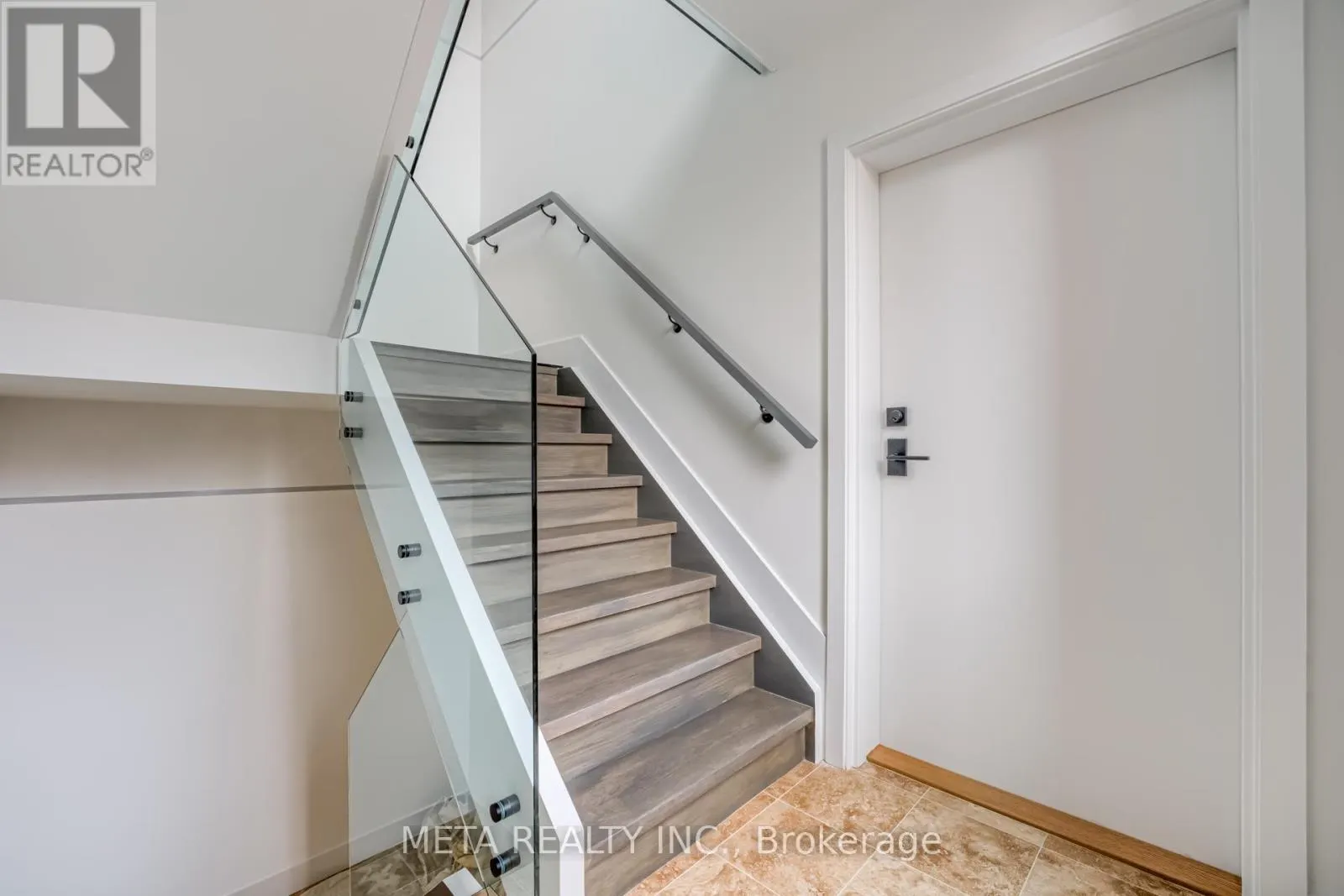 218 JANE STREET