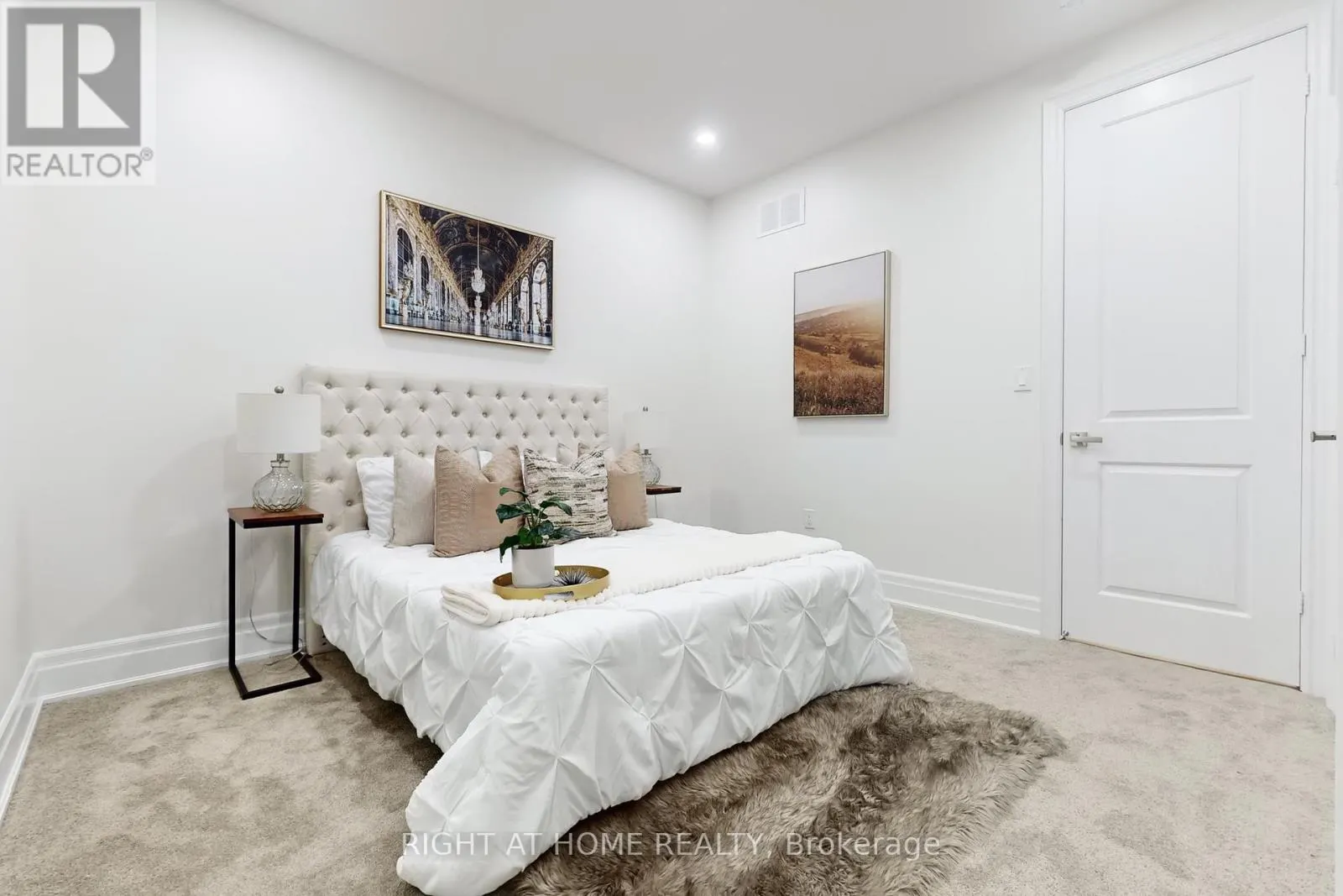 1199 QUEENS PLATE ROAD E
