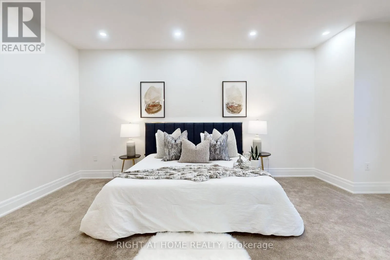 1199 QUEENS PLATE ROAD E