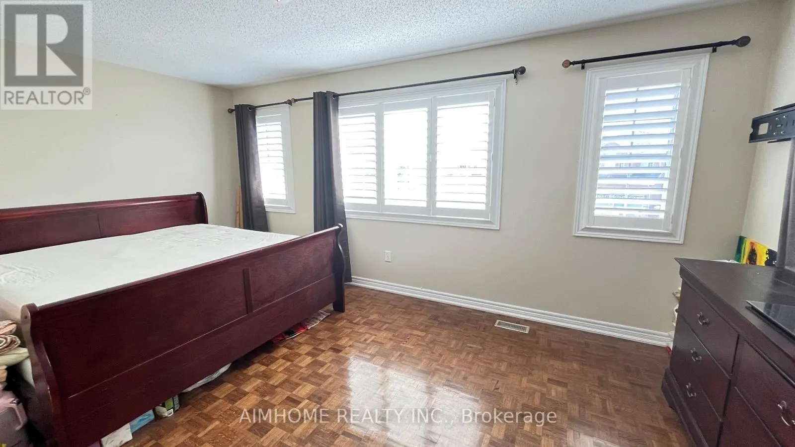 MAIN AND UPPER - 881 KNOTTY PINE GROVE