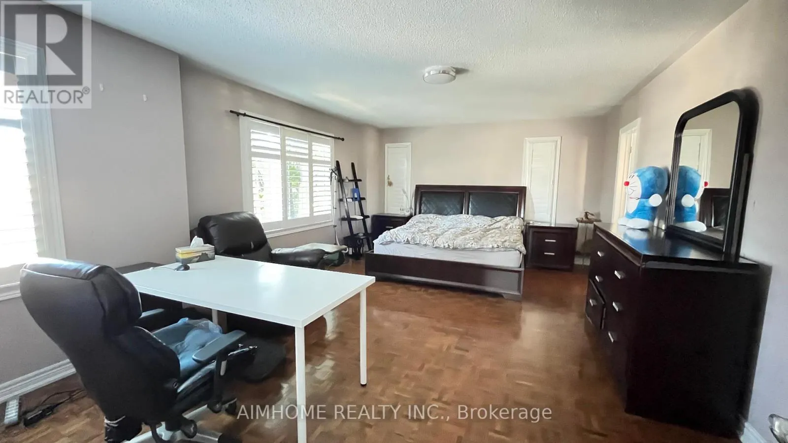 MAIN AND UPPER - 881 KNOTTY PINE GROVE