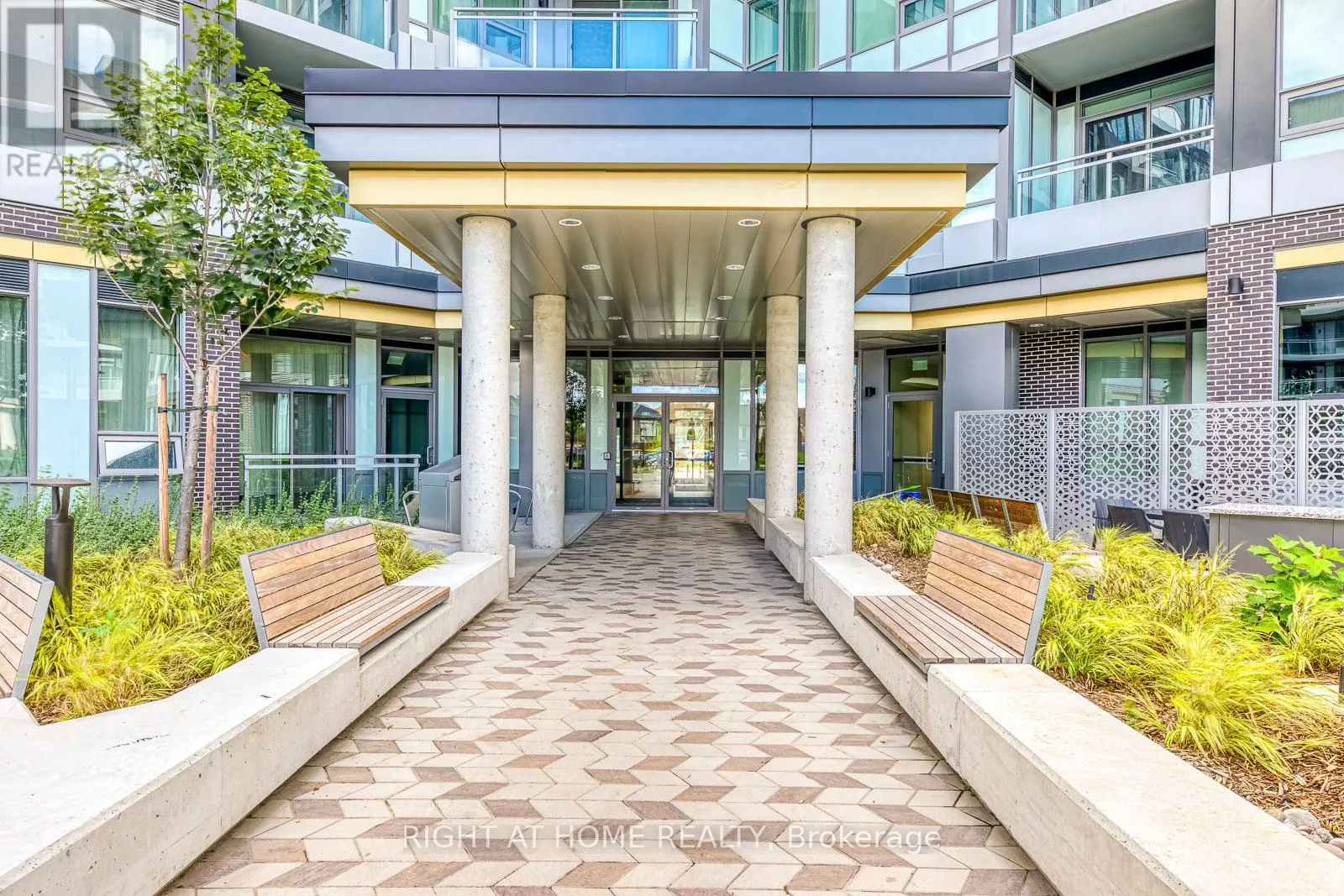 538 - 2501 SAW WHET BOULEVARD