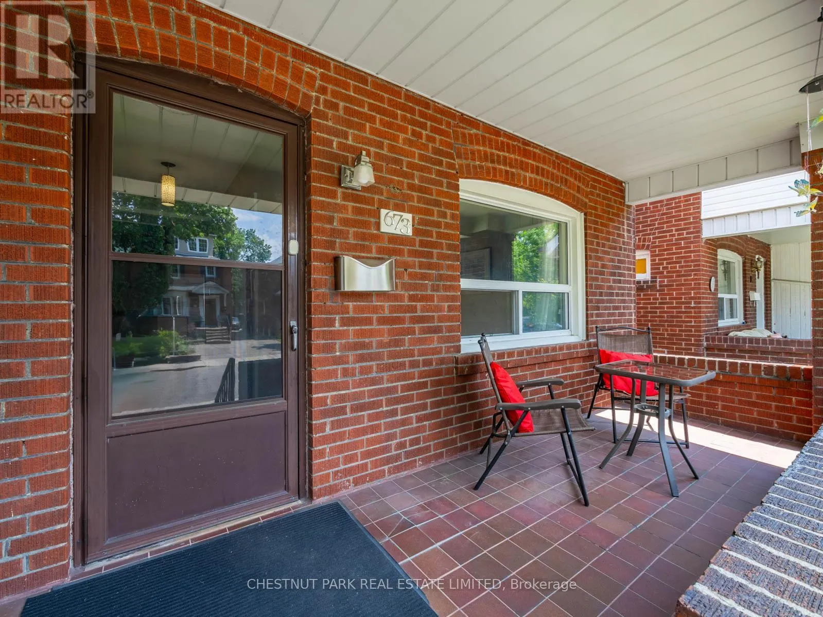 673 DURIE STREET
