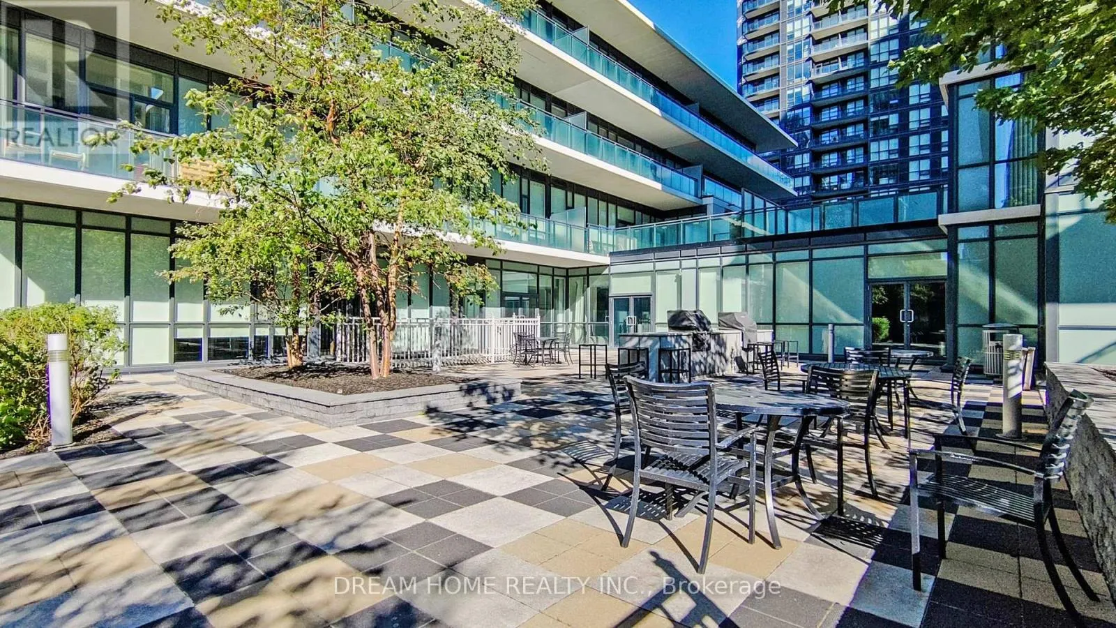 2408 - 4070 CONFEDERATION PARKWAY