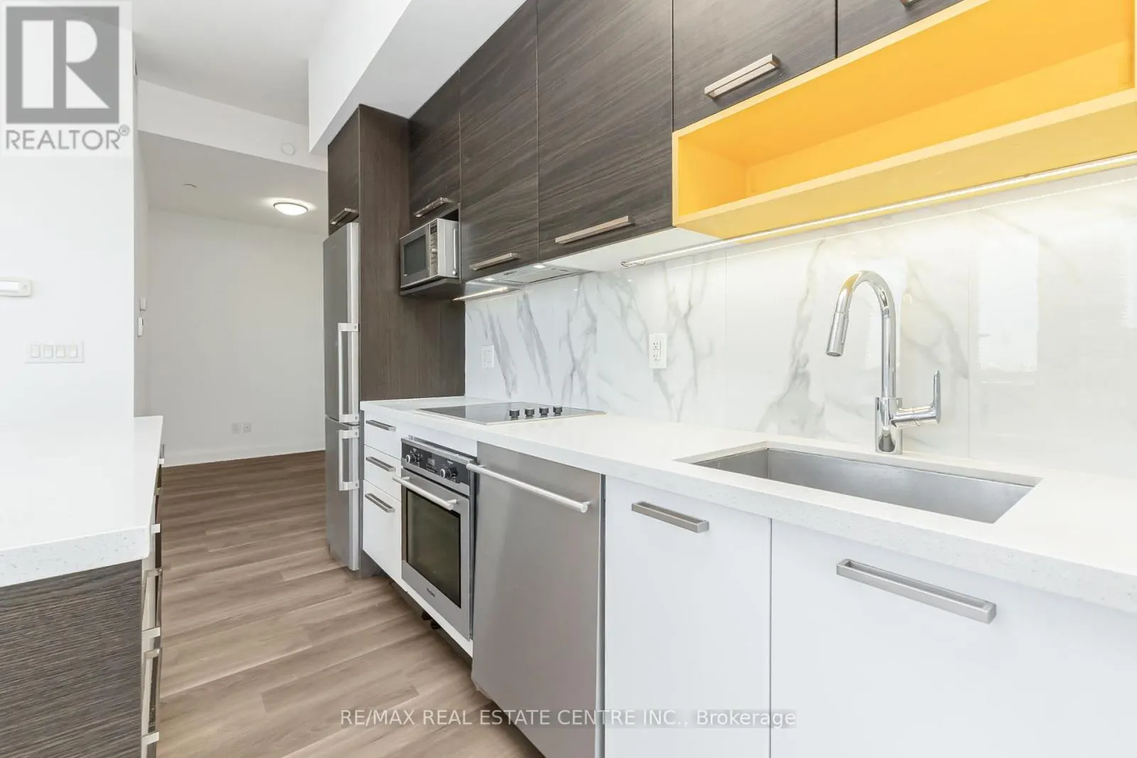 2209 - 36 PARK LAWN ROAD