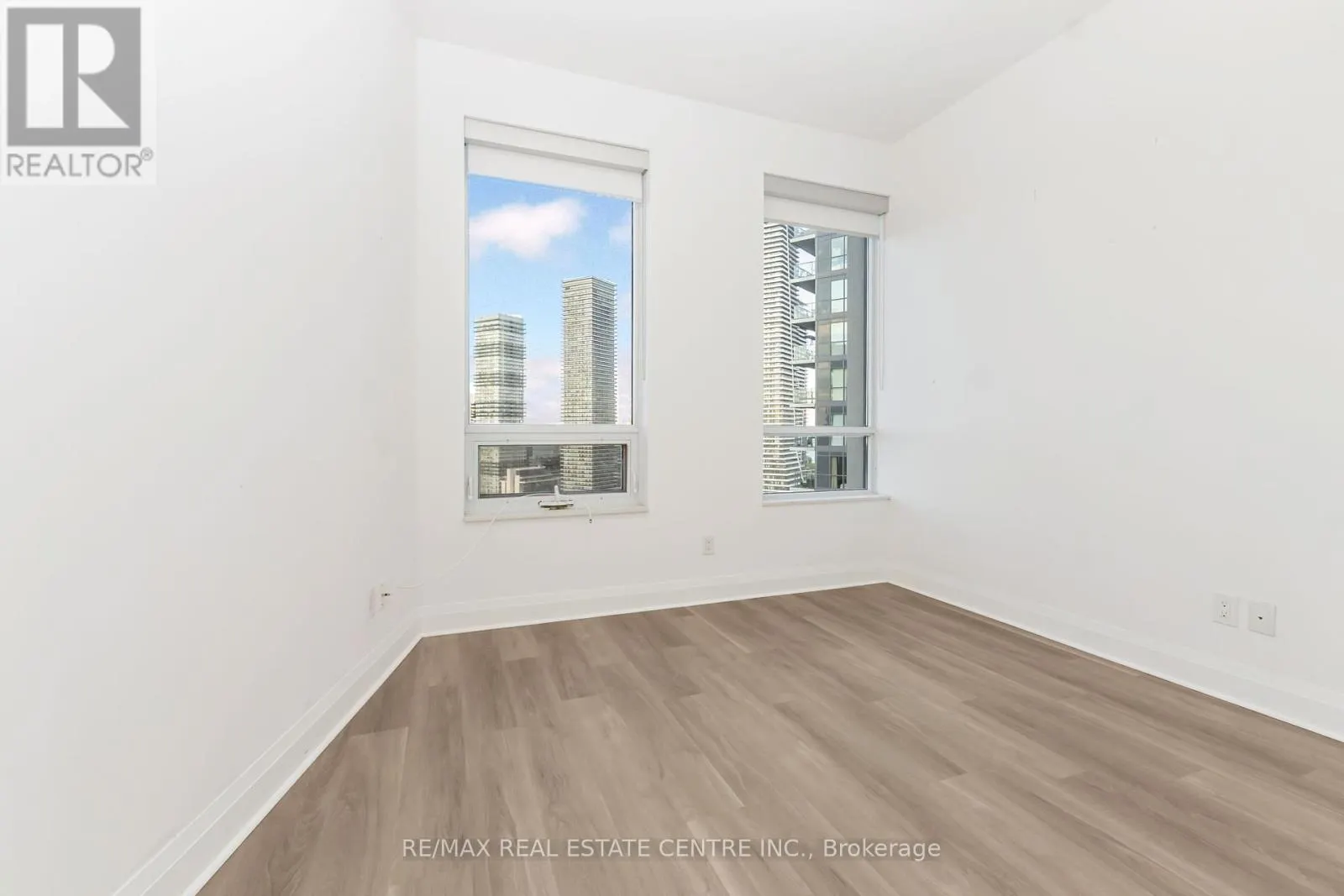 2209 - 36 PARK LAWN ROAD