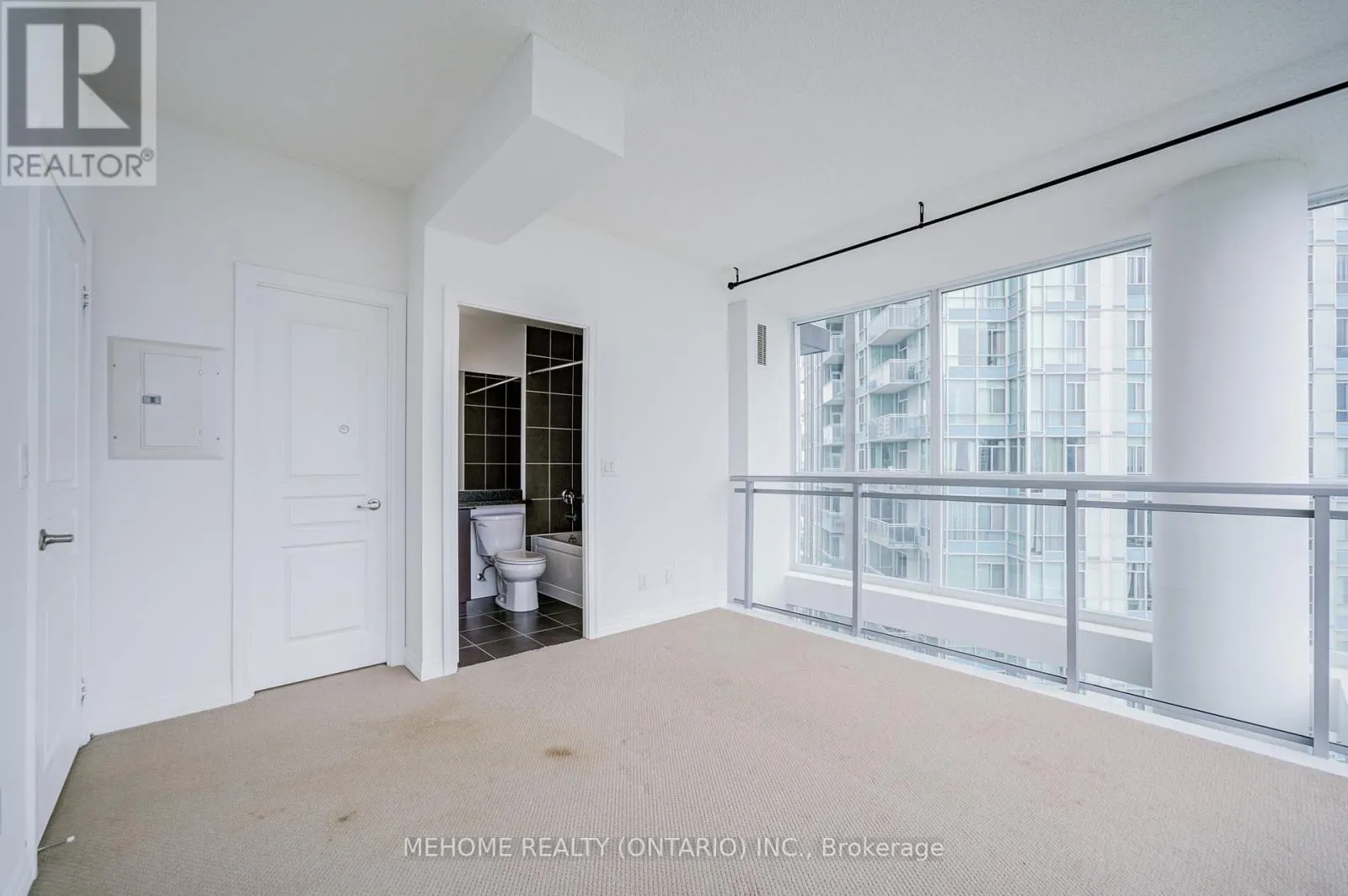 2103 - 223 WEBB DRIVE