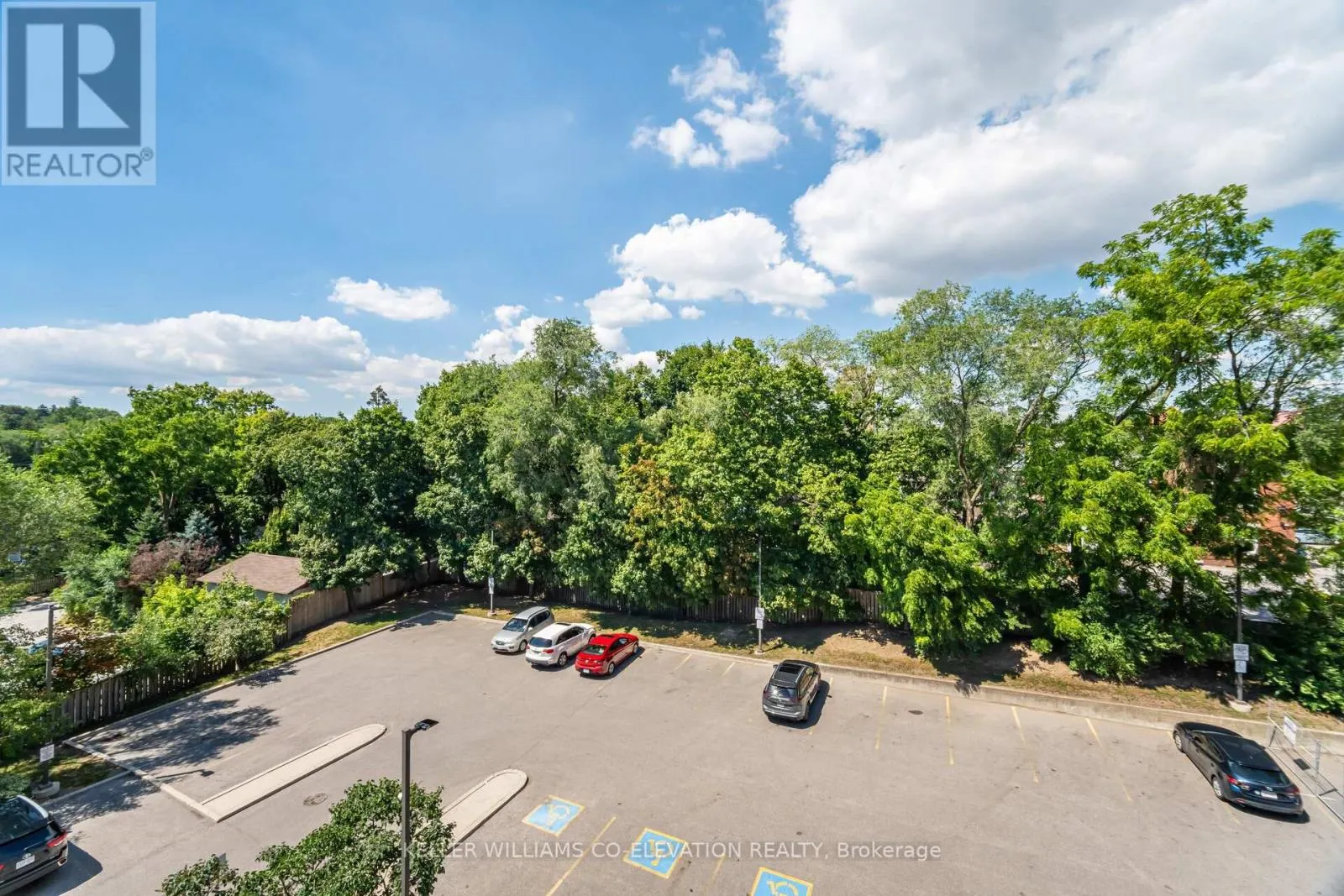410 - 2088 LAWRENCE AVENUE W