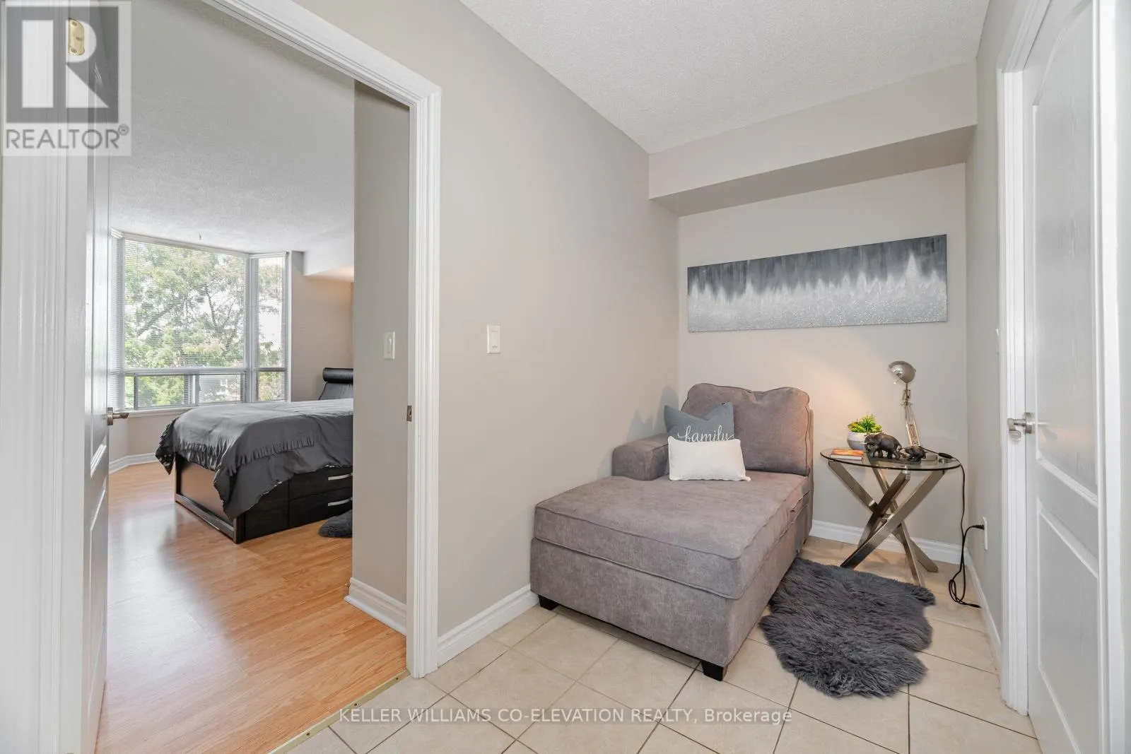 410 - 2088 LAWRENCE AVENUE W