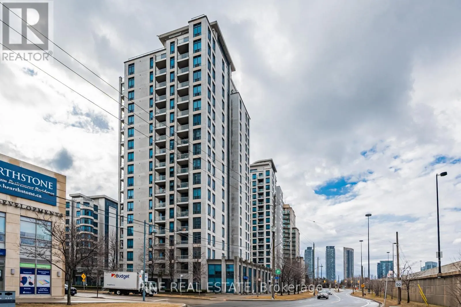 1112 - 2083 LAKE SHORE BOULEVARD W