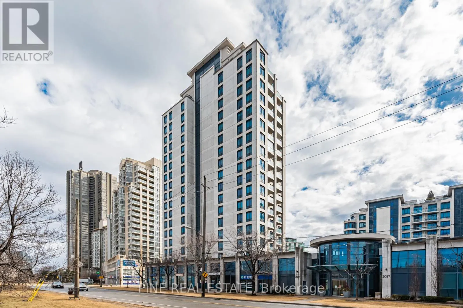 1112 - 2083 LAKE SHORE BOULEVARD W