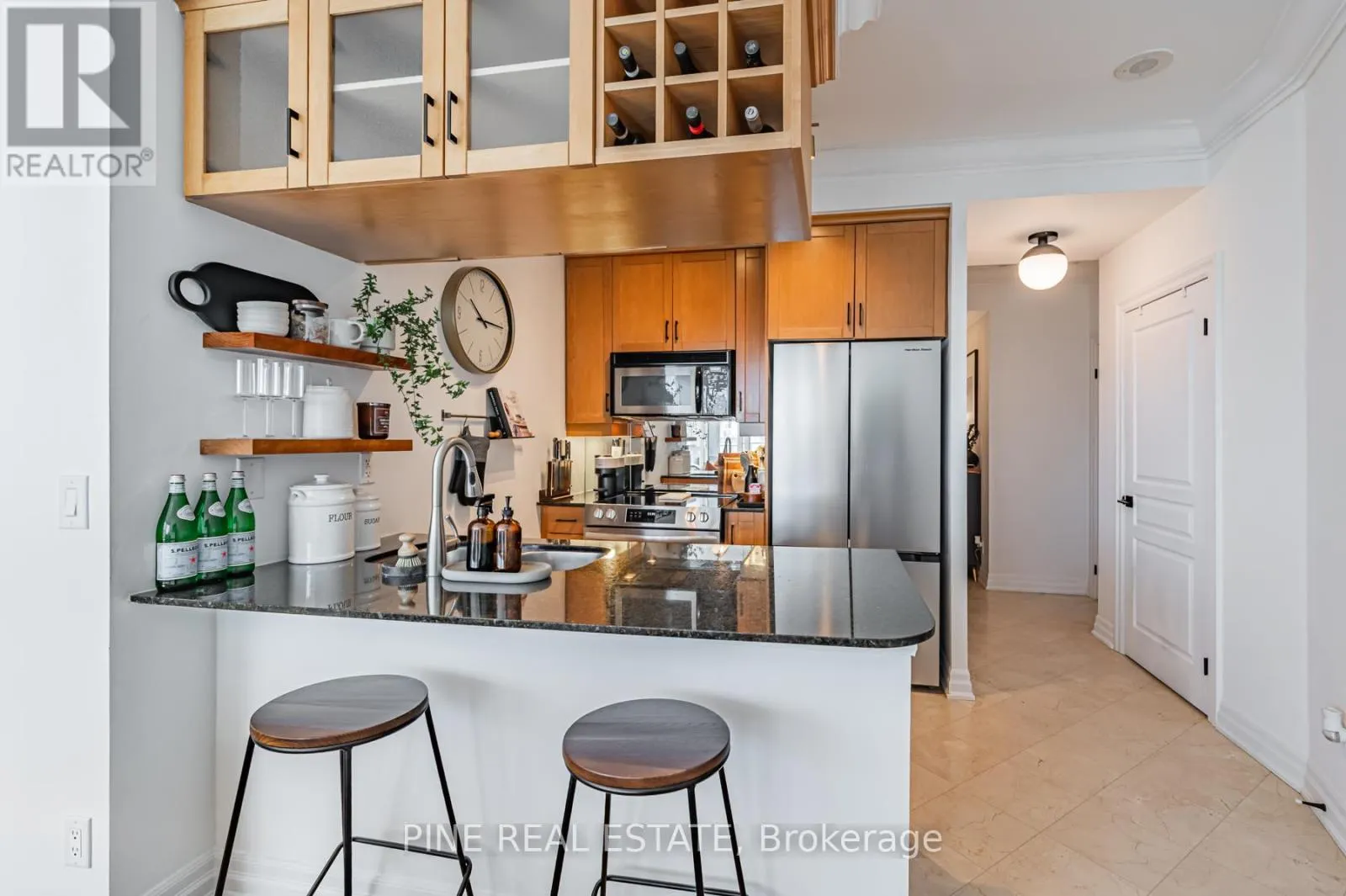 1112 - 2083 LAKE SHORE BOULEVARD W