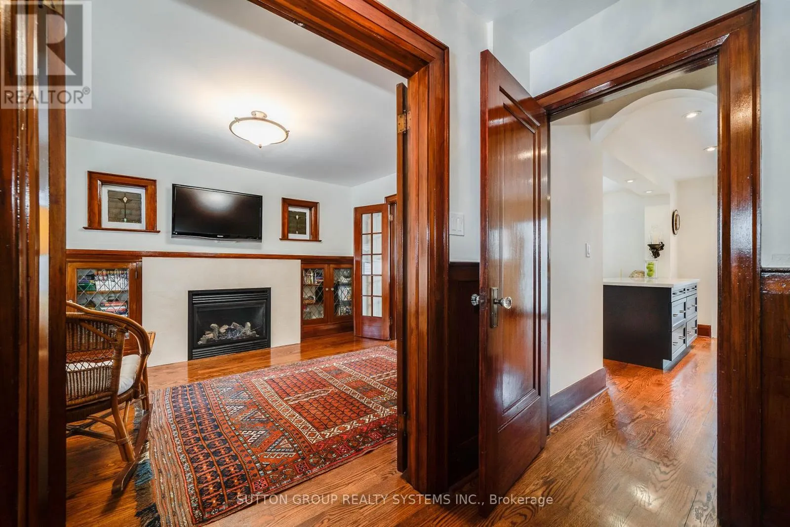 42 RUNNYMEDE ROAD