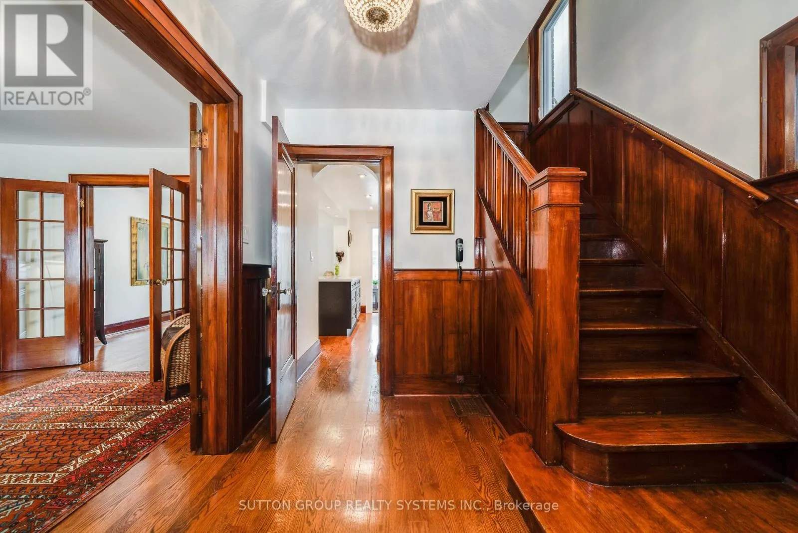 42 RUNNYMEDE ROAD