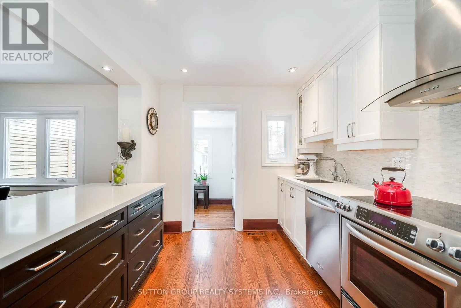 42 RUNNYMEDE ROAD