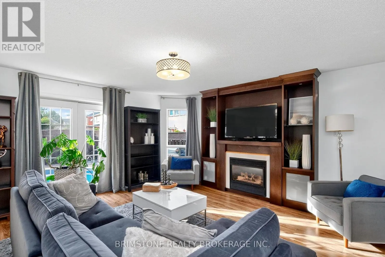 7 BANINGTON CRESCENT
