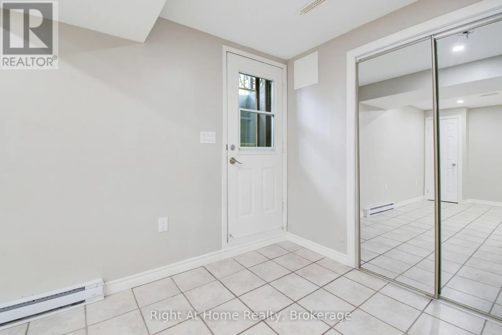 63 MARTINDALE CRESCENT
