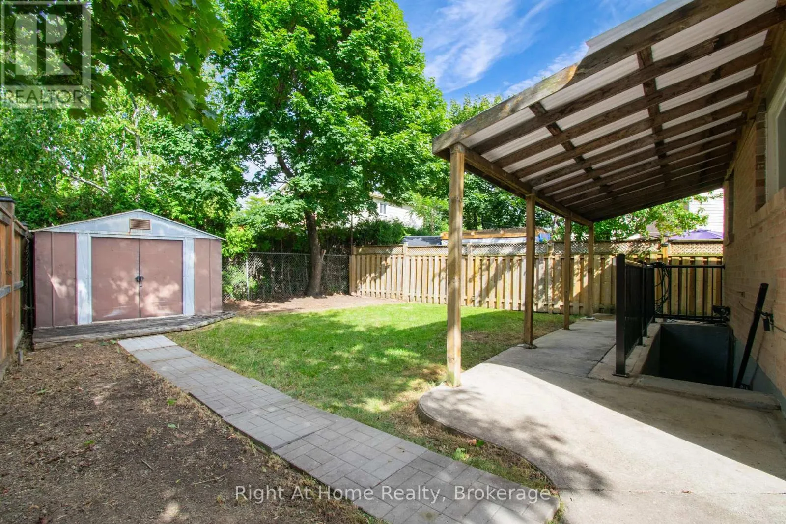 63 MARTINDALE CRESCENT