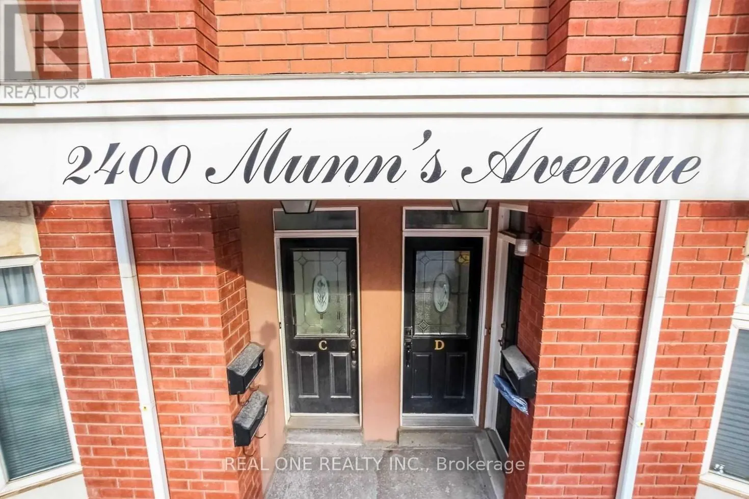 D - 2400 MUNN'S AVENUE