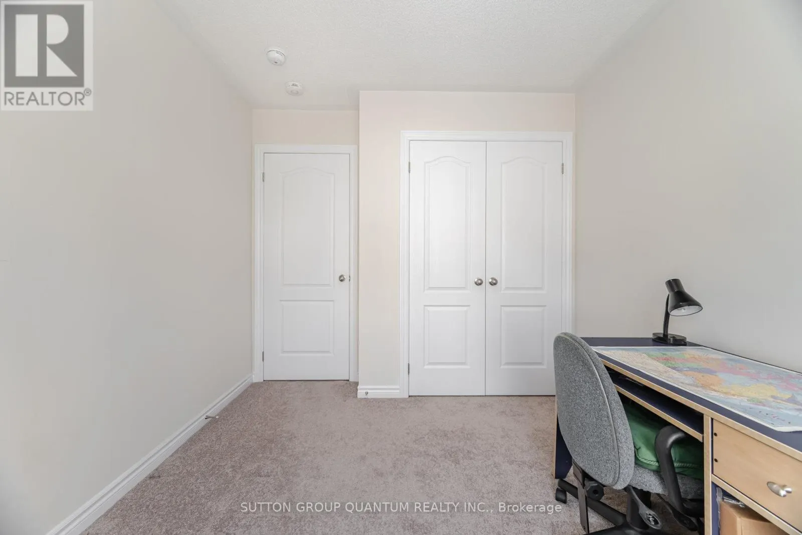 11 COSBURY LANE