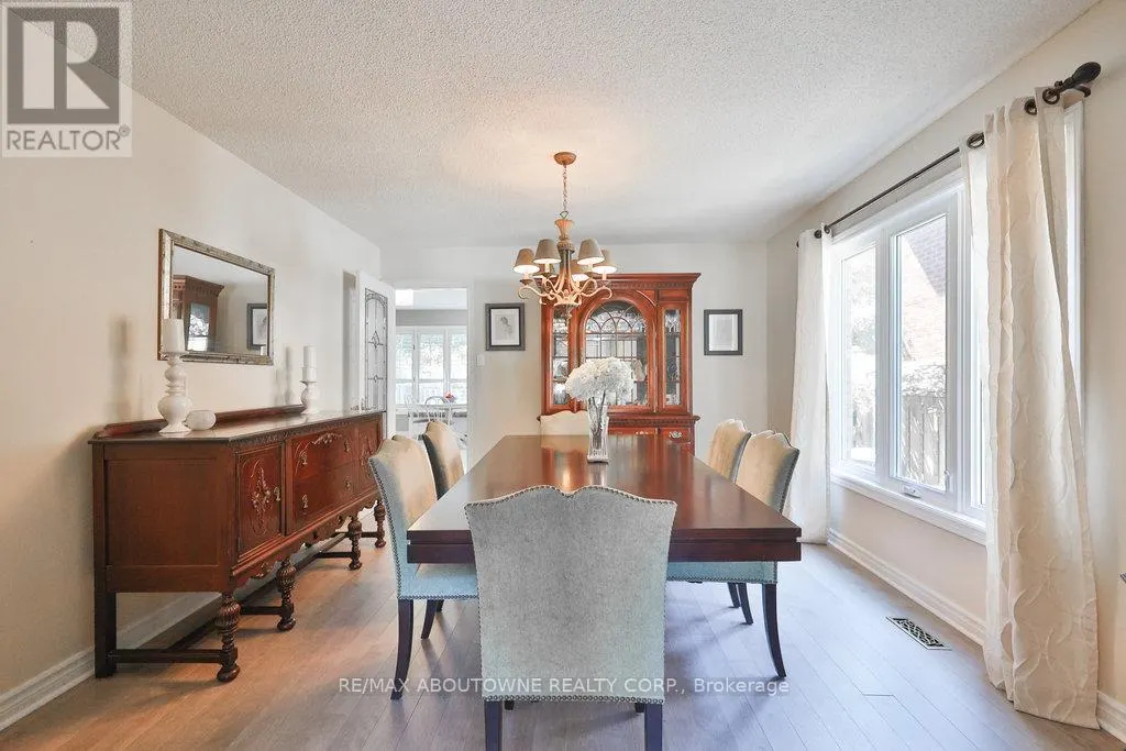 542 HAMBLING COURT