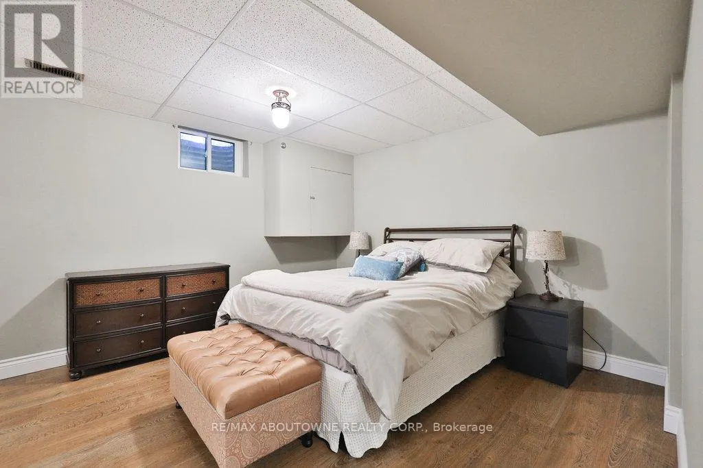 542 HAMBLING COURT